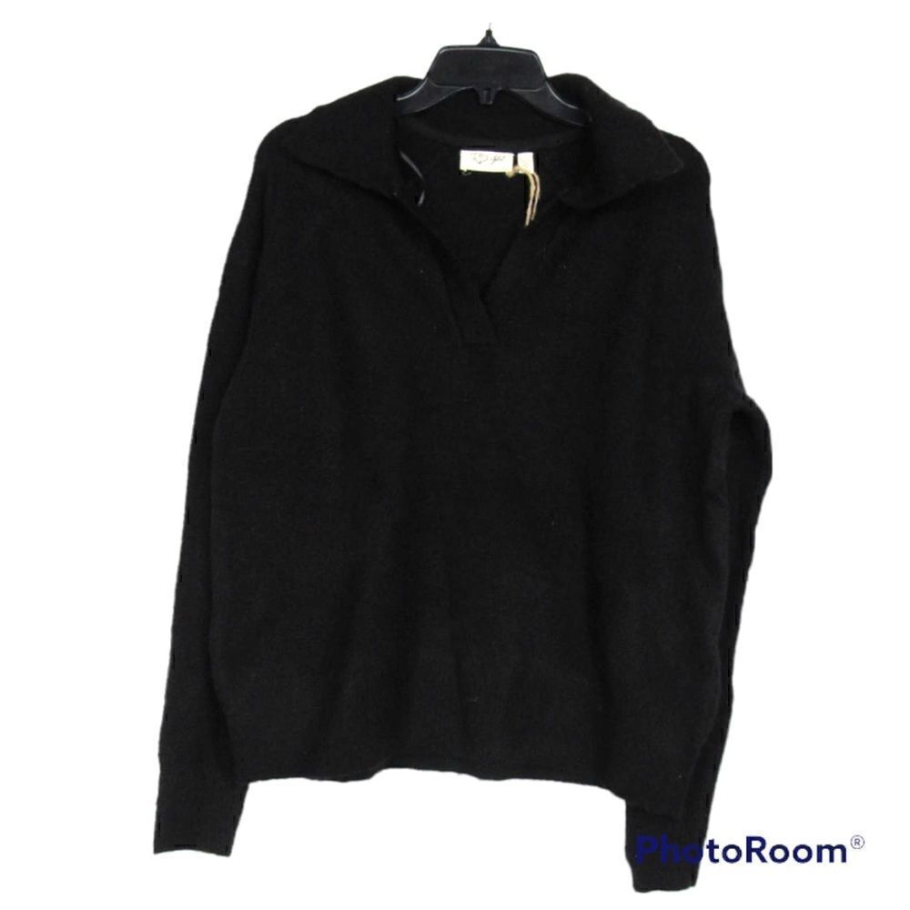 RDโStyleโWomanย BlackโVโneckโsweaterโNWT.โXS